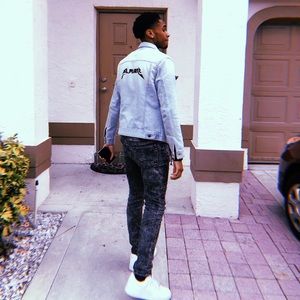 Meet your Posher, Lamarre